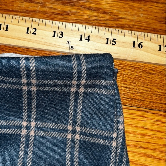 Ann Taylor plaid ankle pull on pants size medium blue tan preppy academia - Picture 5 of 10